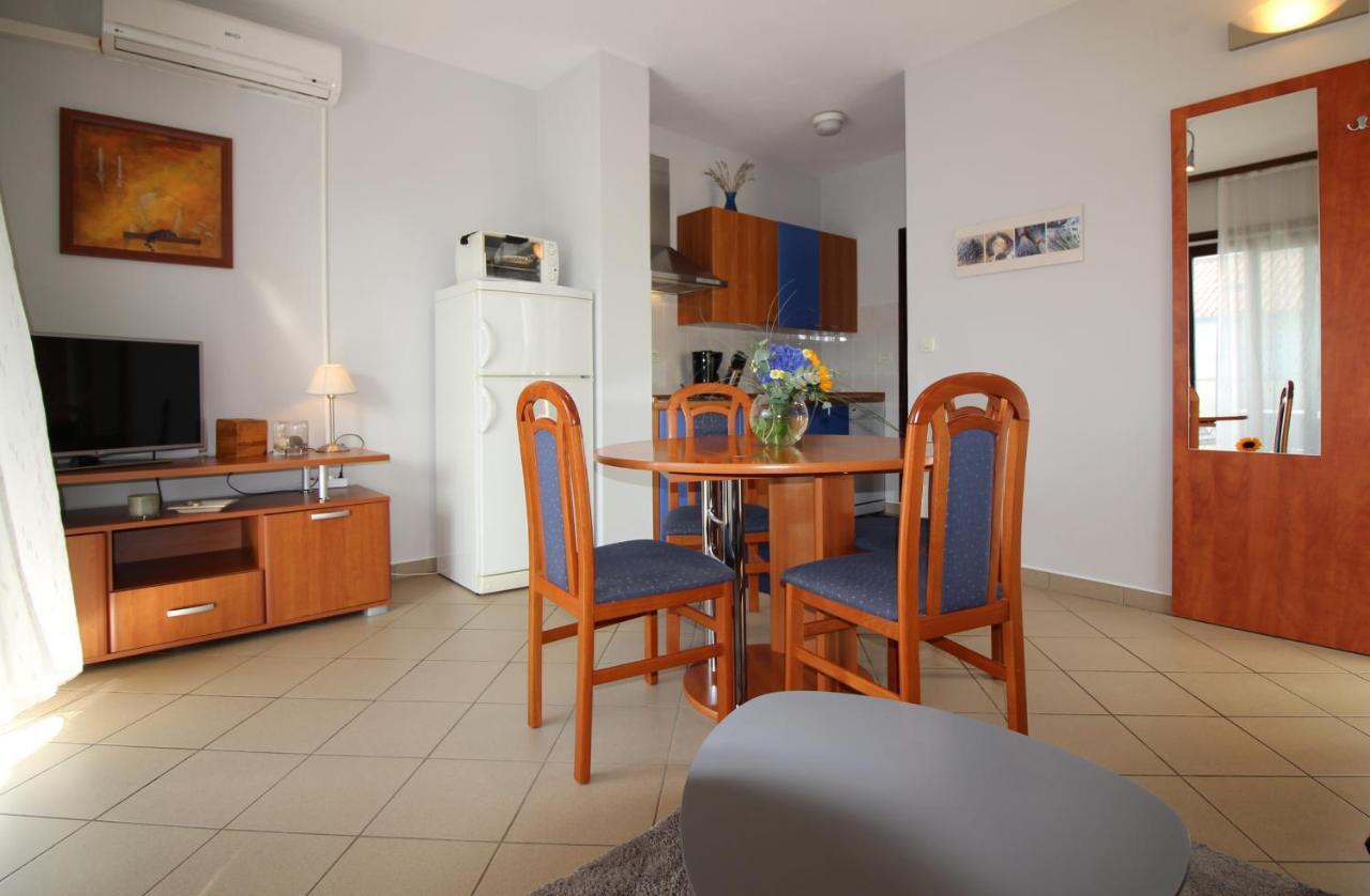 Dr. Igda Apartments Пореч Екстериор снимка